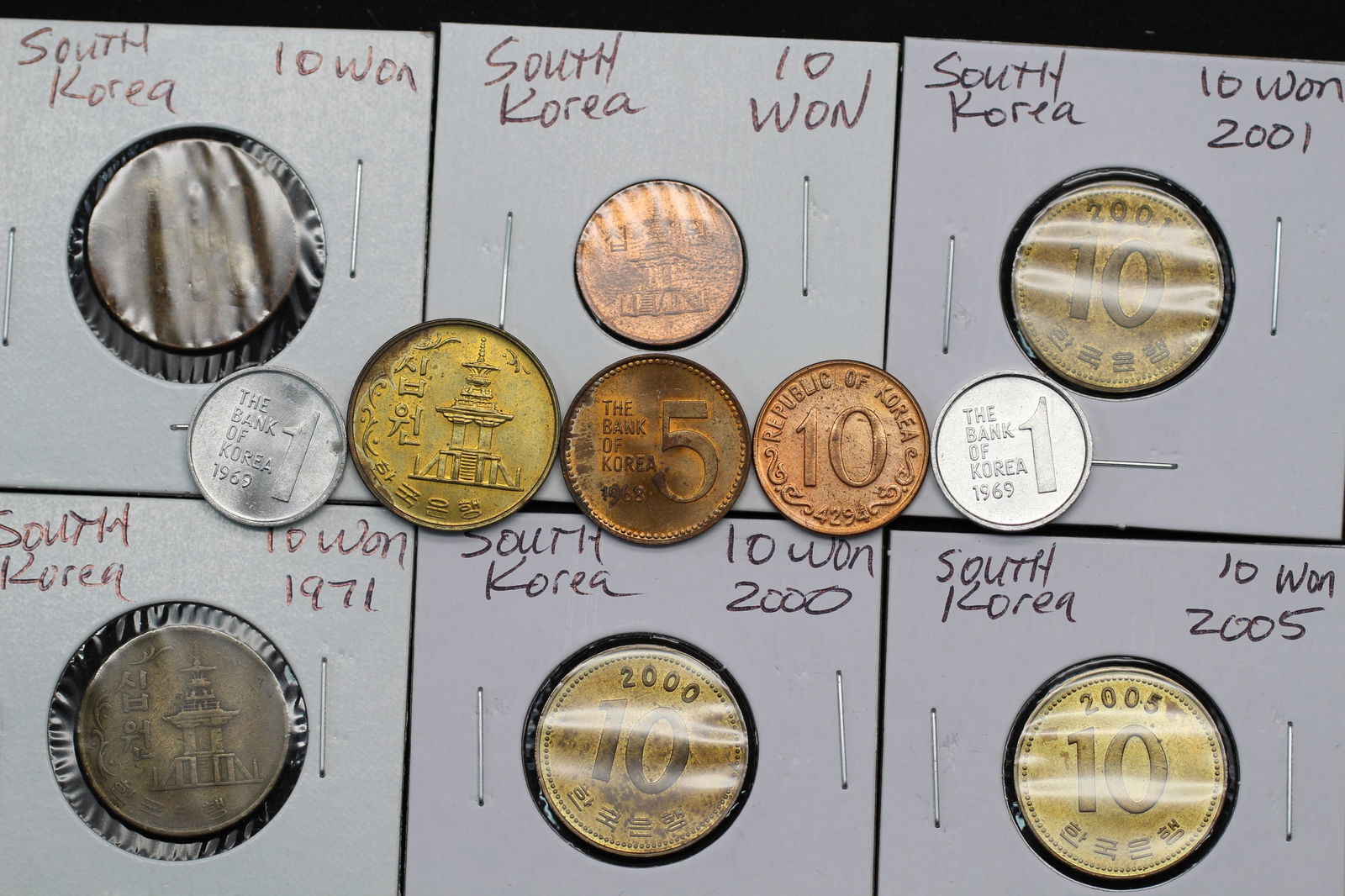 11 Assorted South Korea Coins (1 of 2)