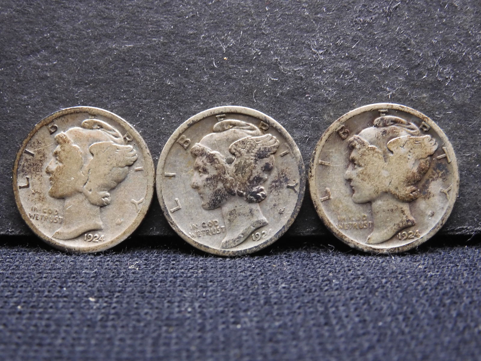 1924 PDS Mercury Head Dimes.  3 Coins. (1 of 2)