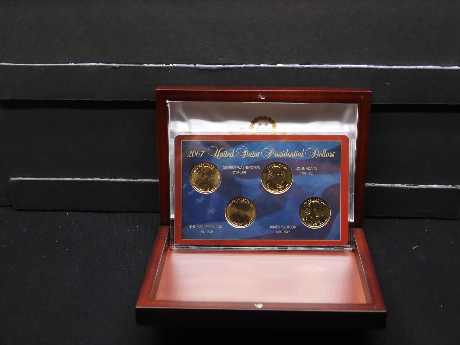 2007 Presidential Dollars Set w/ Wooden Case - 4 Coins (1 of 4)