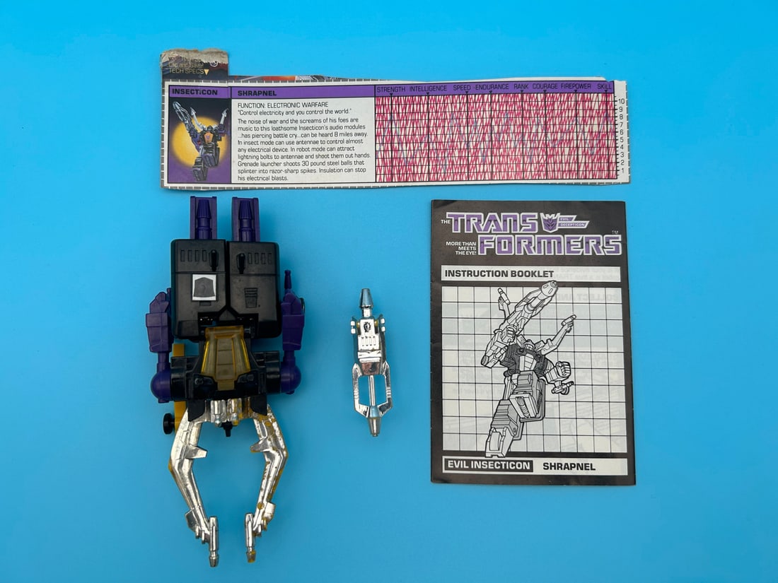 1985 Hasbro Transformers G1 Shrapnel with Tech Specs & Instructions (1 of 6)