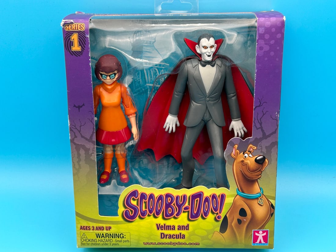 Character Options Scooby Doo Two Pack NIB - Velma and Dracula (1 of 3)
