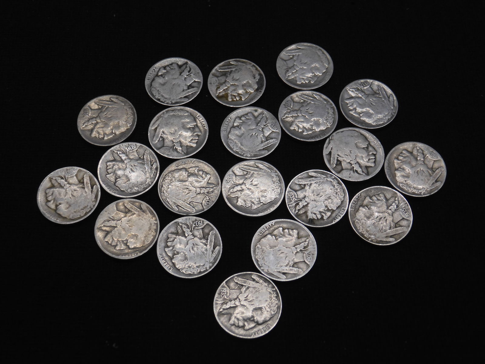 20 Assorted Buffalo Nickels (1 of 5)
