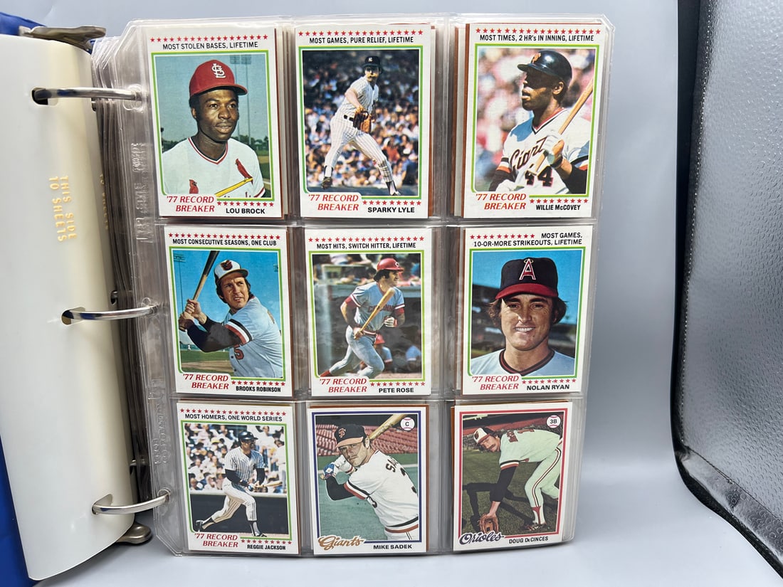 1978 Topps Baseball Near Complete Set W/ Eddie Murray RC & Paul Molitor/Alan Trammell RC In Binder - (1 of 12)