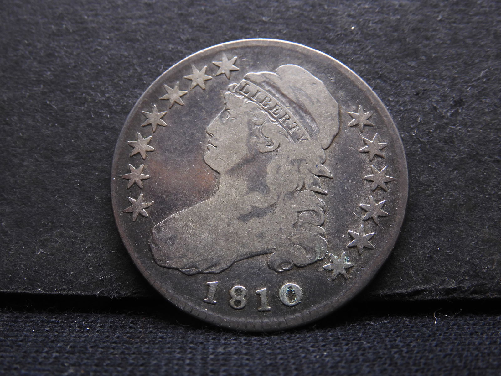 1810 Capped Bust Half Dollar - Nice Circ! (1 of 2)