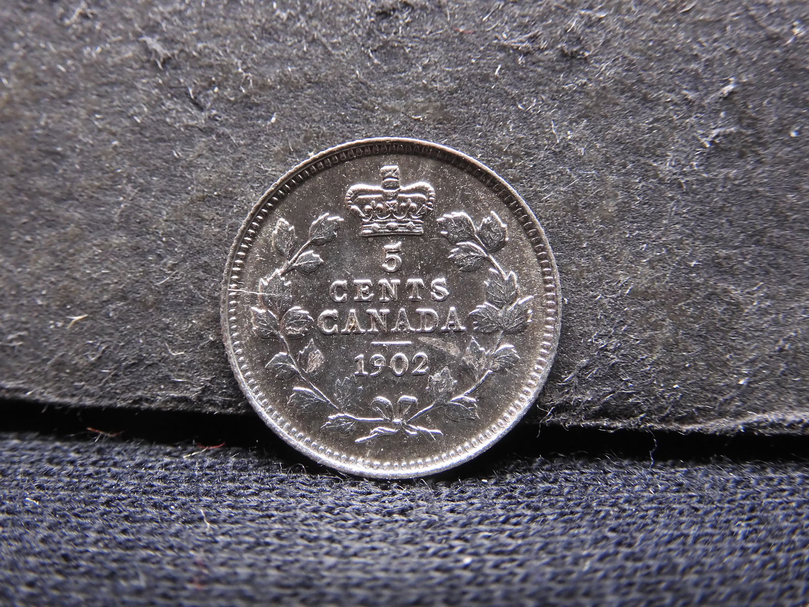 1902 Canada Silver 5 Cent. Choice AU/Unc. (1 of 3)