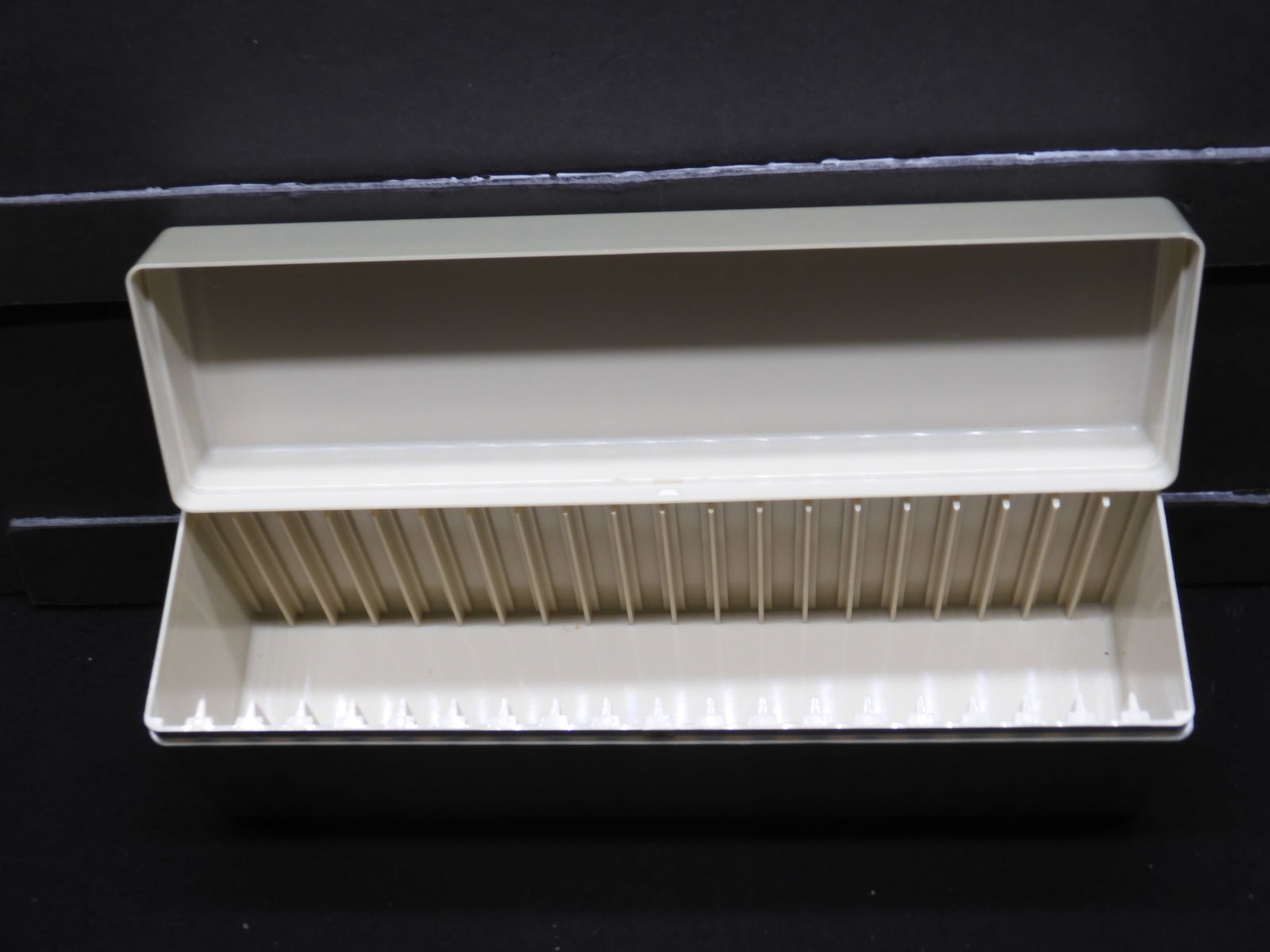 NGC Grading Company Encapsulated Coins Storage Box.  Positions For 20 Encapsulated Coins. (1 of 3)