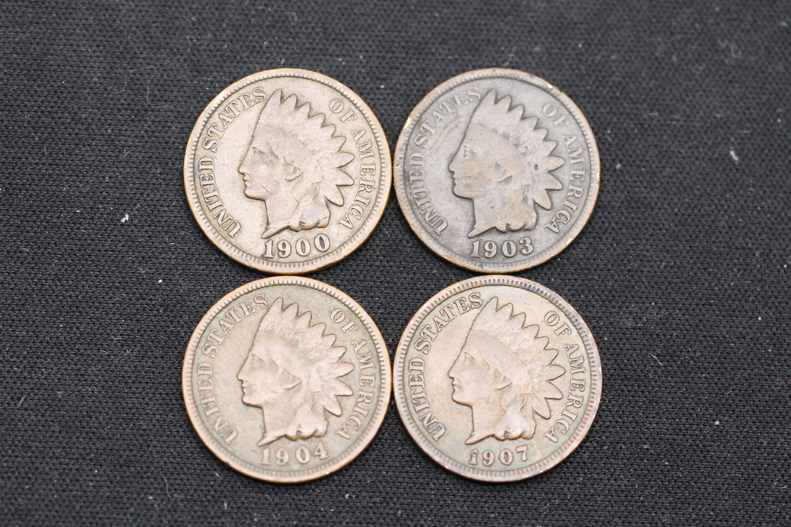 4 Indian Head Cents 1900-03-04-07 (1 of 2)