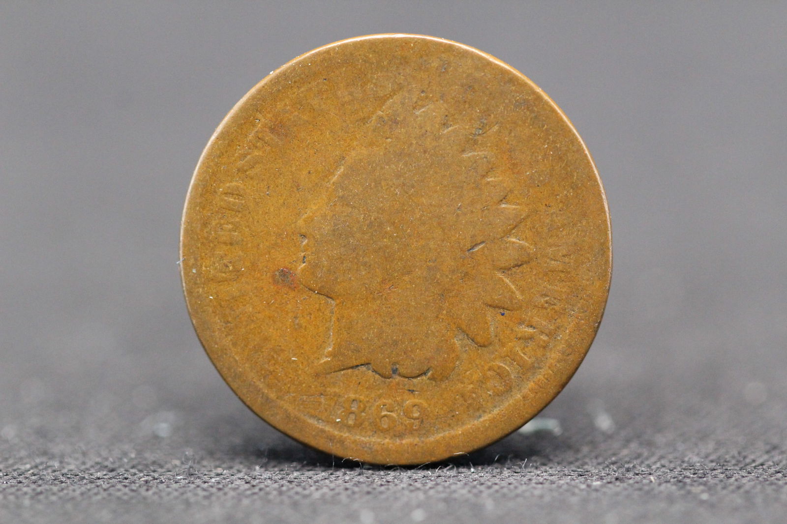 1869 Indian Head Cent BETTER DATE (1 of 2)