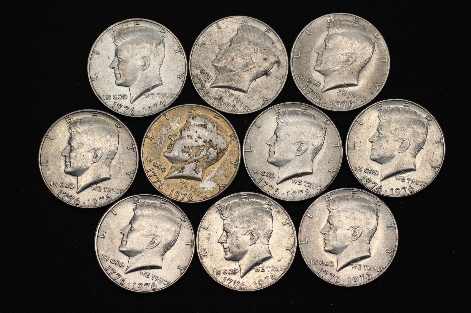 10 1976 Bicentennial Clad Kennedy Half Dollars (1 of 2)