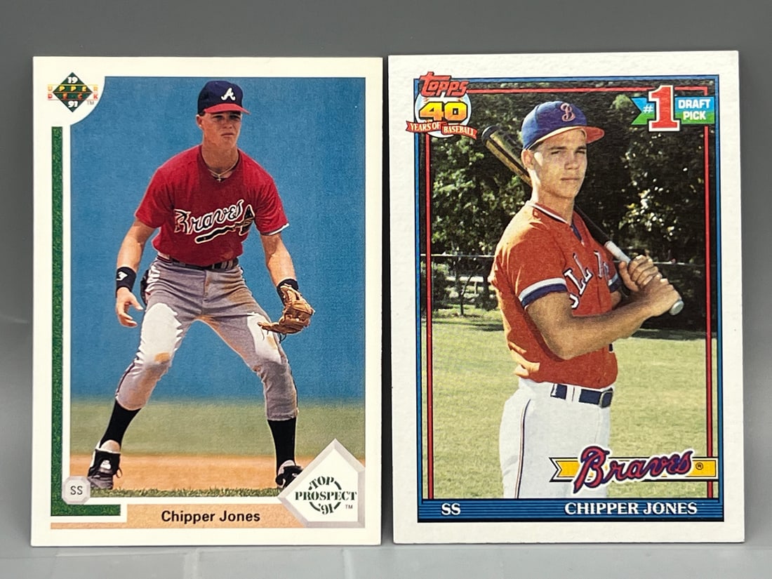 Lot of (2) Chipper Jones Baseball Rookie Cards - Varying Conditions: Lot of (2) Chipper Jones Baseball Rookie Cards - Varying Conditions