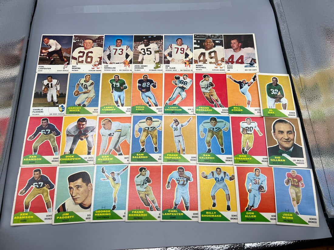 Lot of (31) 1960 Fleer & 1961 Fleer Football Cards W/ Stars - Varying Conditions - Leo Nomellini, (1 of 5)