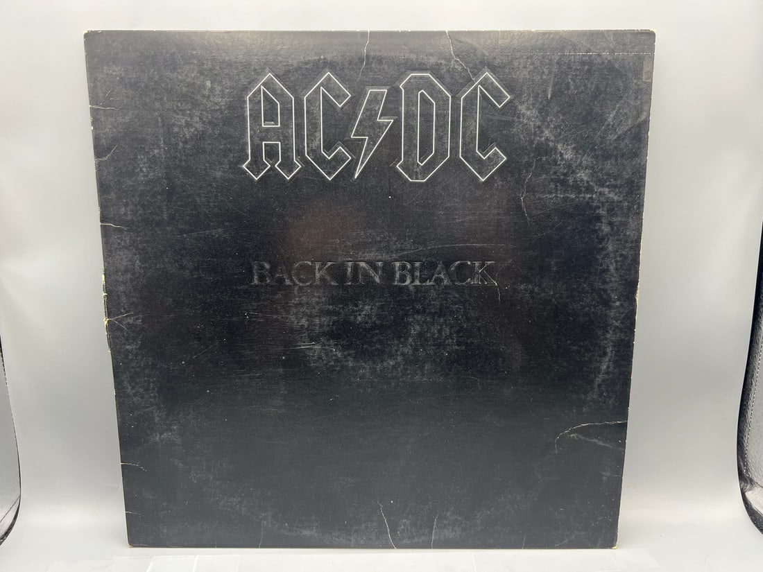 1980 AC/DC Back In Black Vinyl Album (1 of 7)