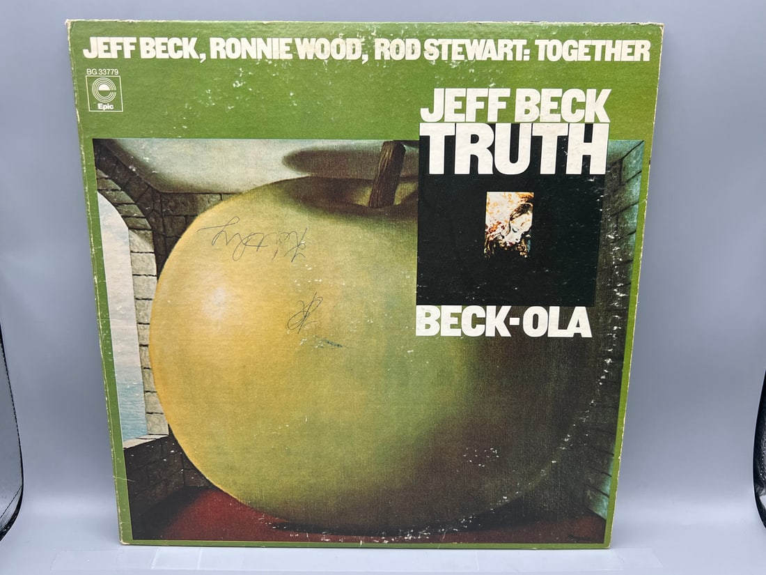 1975 Jeff Beck Truth Beck-Ola Vinyl Album: 1975 Jeff Beck Truth Beck-Ola Vinyl Album