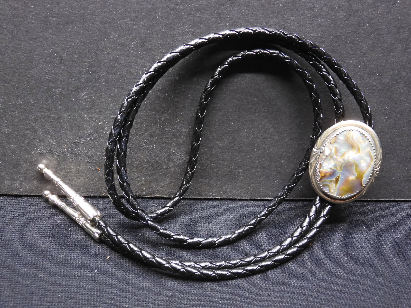 Bolo Rope Tie: Bolo Rope Tie
