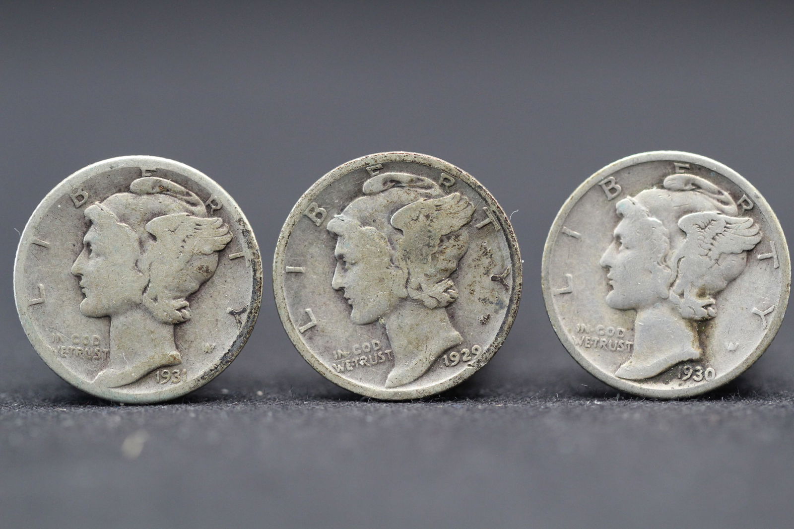 1929 1930 1931 Mercury Head Dimes.  3 Coins. (1 of 2)