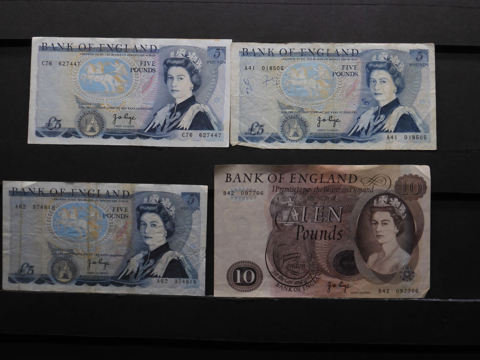 Bank of England 5 Pound Note (1 of 2)