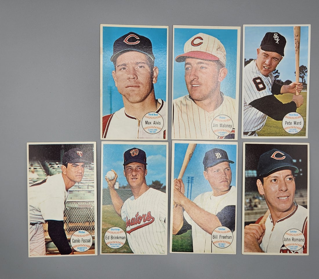 (7) 1964 Topps Giant Baseball Cards (1 of 2)
