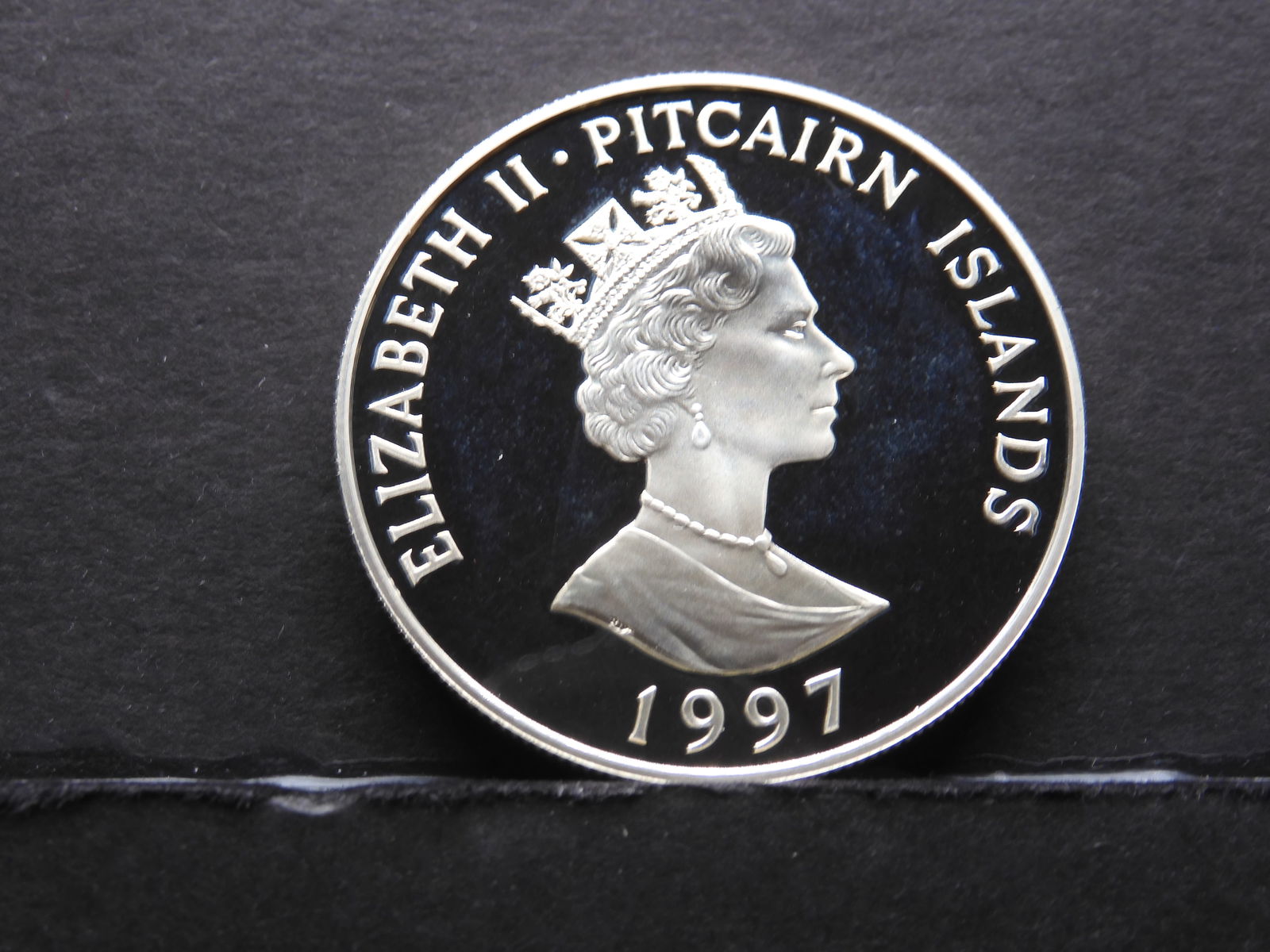 1997 Pitcairn Islands .925 Silver Proof 10 Dollars - Comm. of 50th Anniv. of the Marriage of Queen (1 of 2)