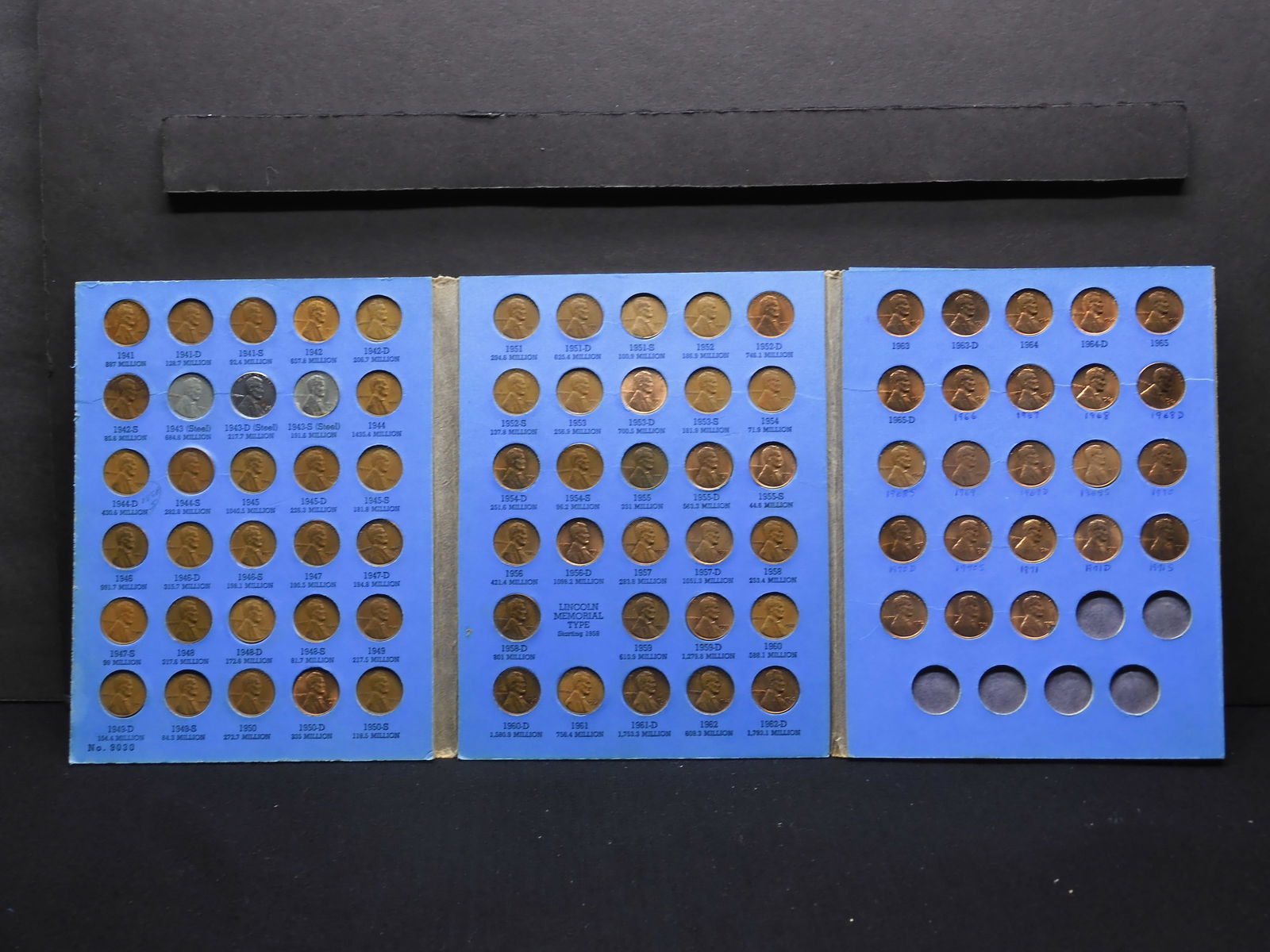 1941-1972 Lincoln Head Wheat Cents 82-Coin Set In Whitman Folder.  Includes All The Key Dates. (1 of 8)