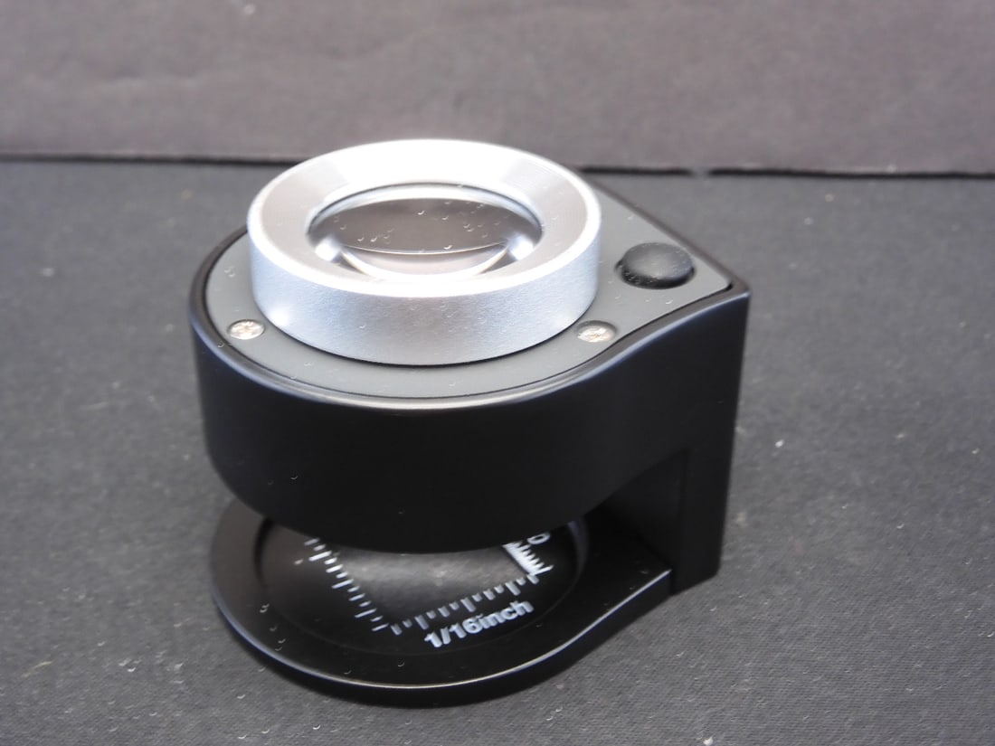 LED Tabletop Coin Magnifier. NEW: LED Tabletop Coin Magnifier. NEW