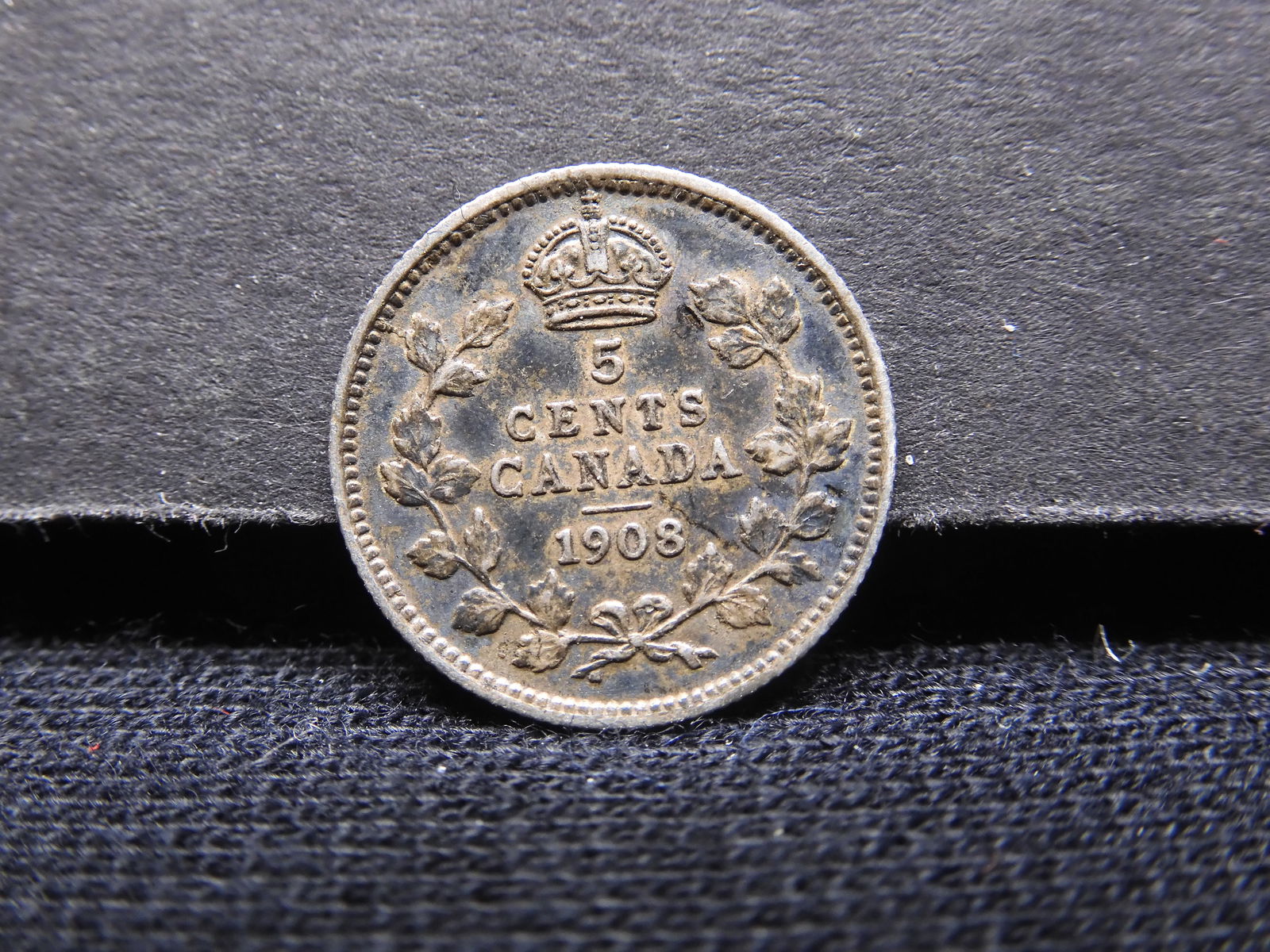 1908 Canada Five Cent Silver. Nice original AU. Superb! (1 of 3)