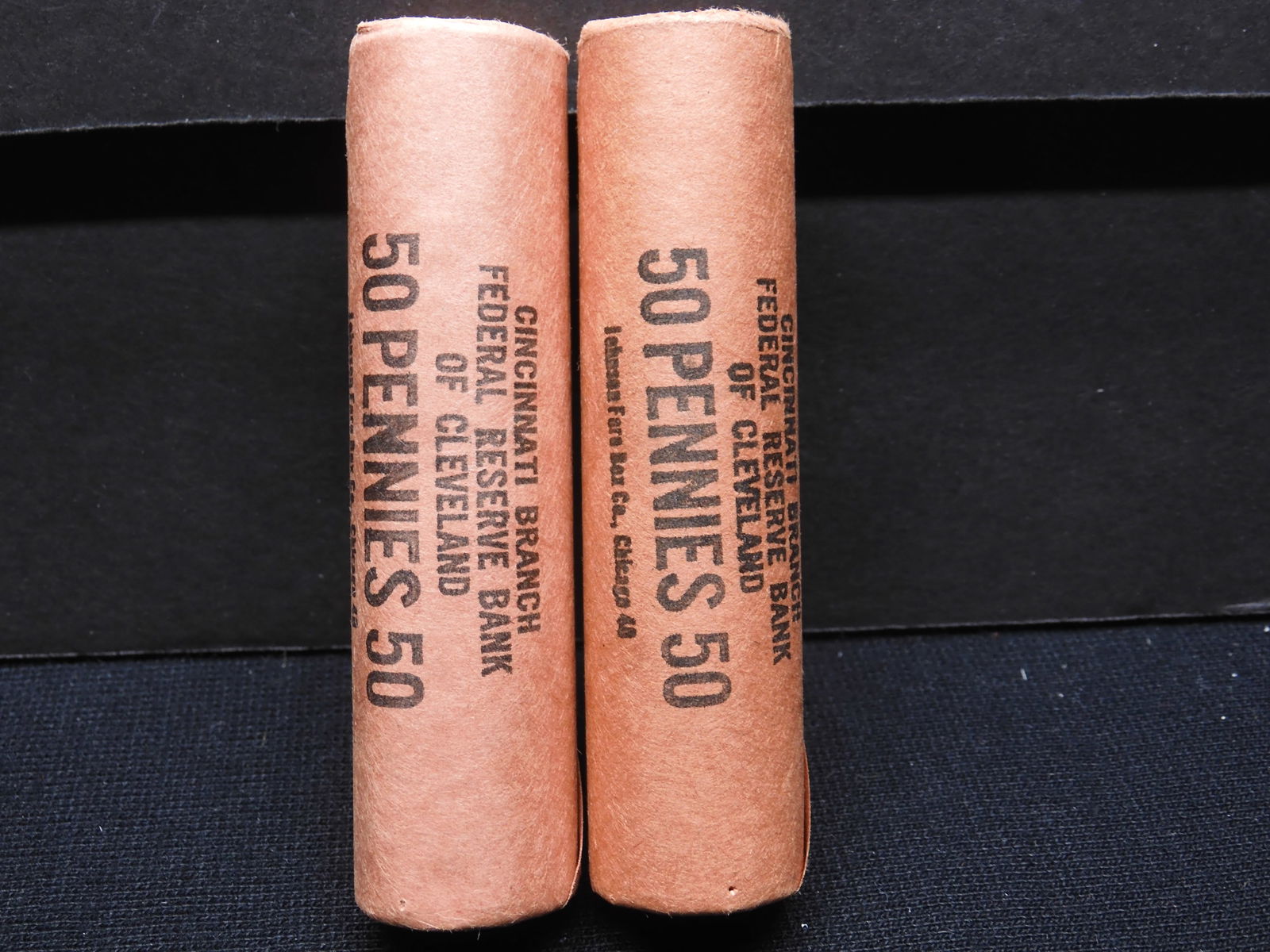 1960-P LD & 1960-D SD - BU Lincoln Cent Roll - OBW Shotgun Wrapped - Ends Toned, Inside GEM RD (1 of 3)