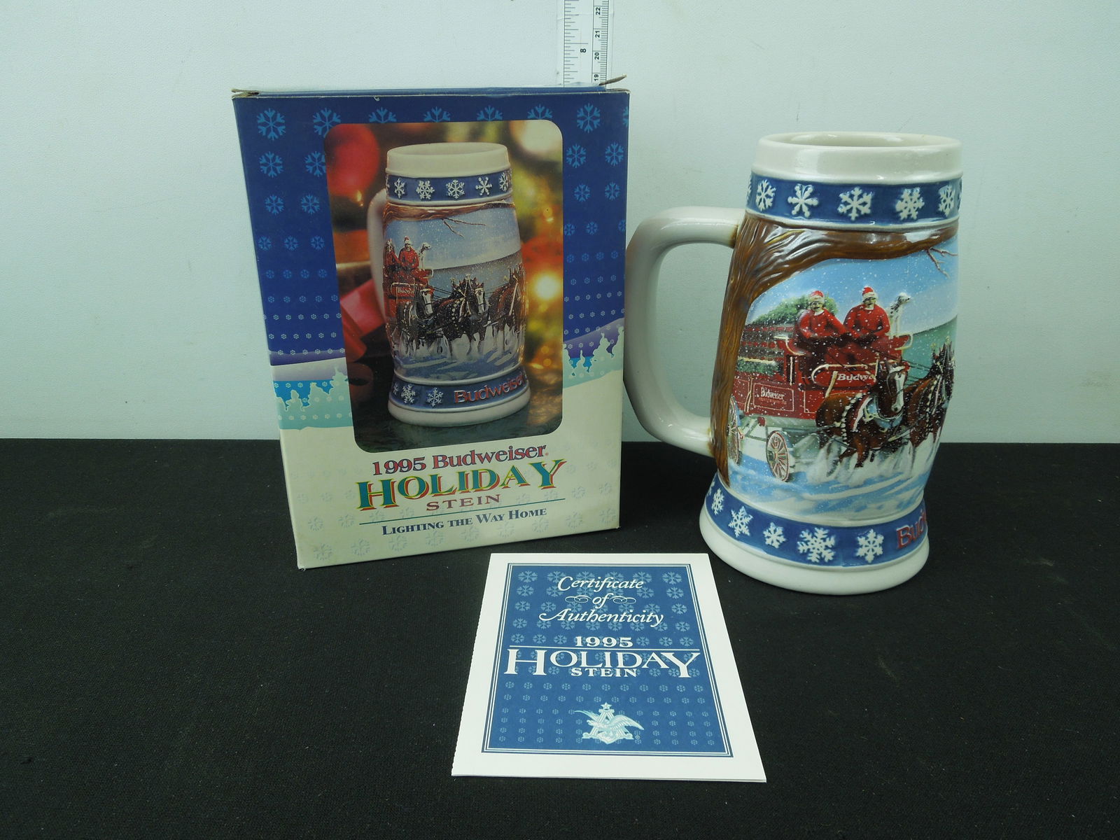 1995 Lighting The Way Home Budweiser Holiday Stein with Box and COA (1 of 6)