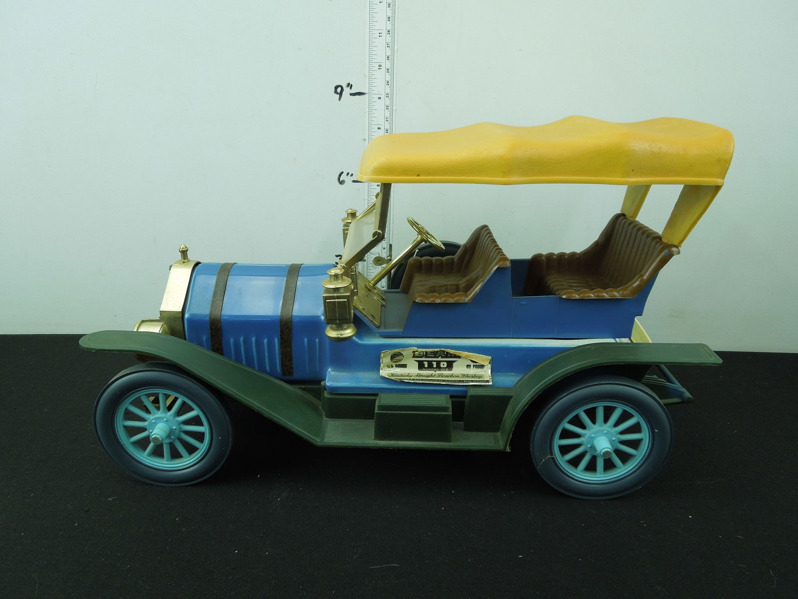 1909 Thomas Flyer Jim Beam Decanter (1 of 6)