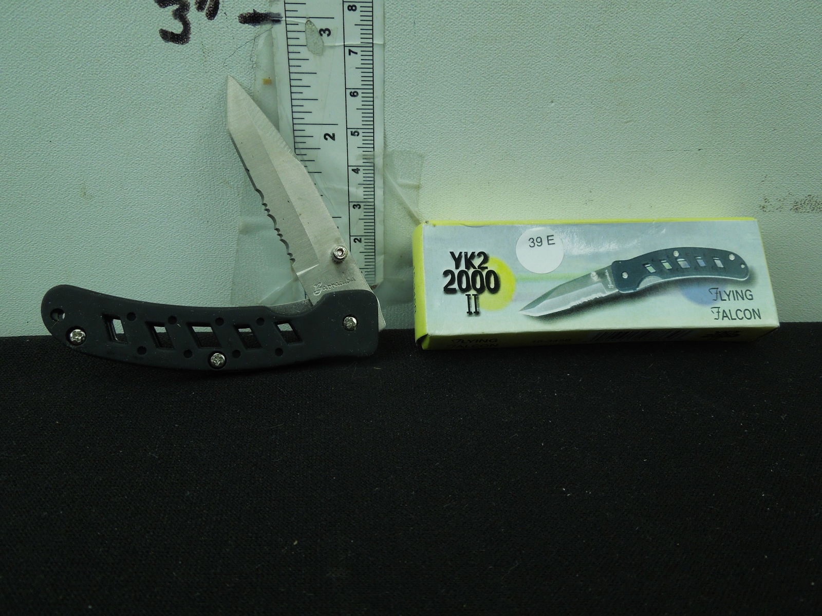 NIB Flying Falcon YK2 2000 II Knife (1 of 5)