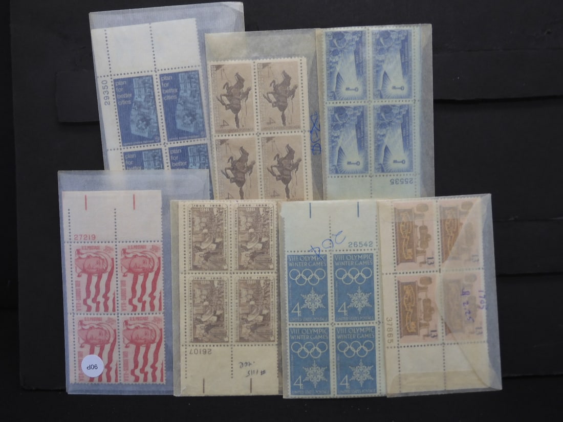 Lot of 28 U.S. Stamps (1 of 3)