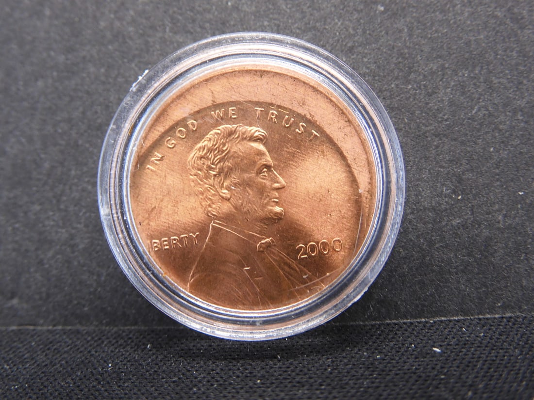 2000 Lincoln Memorial Cent- 15-20% Off Center (1 of 2)