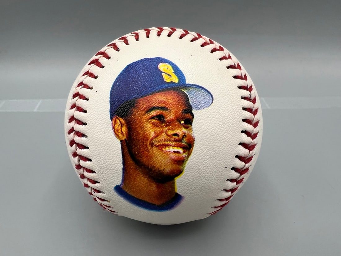 1991 Seattle Mariners Ken Griffey Jr. Fotoball Baseball: 1991 Seattle Mariners Ken Griffey Jr. Fotoball Baseball