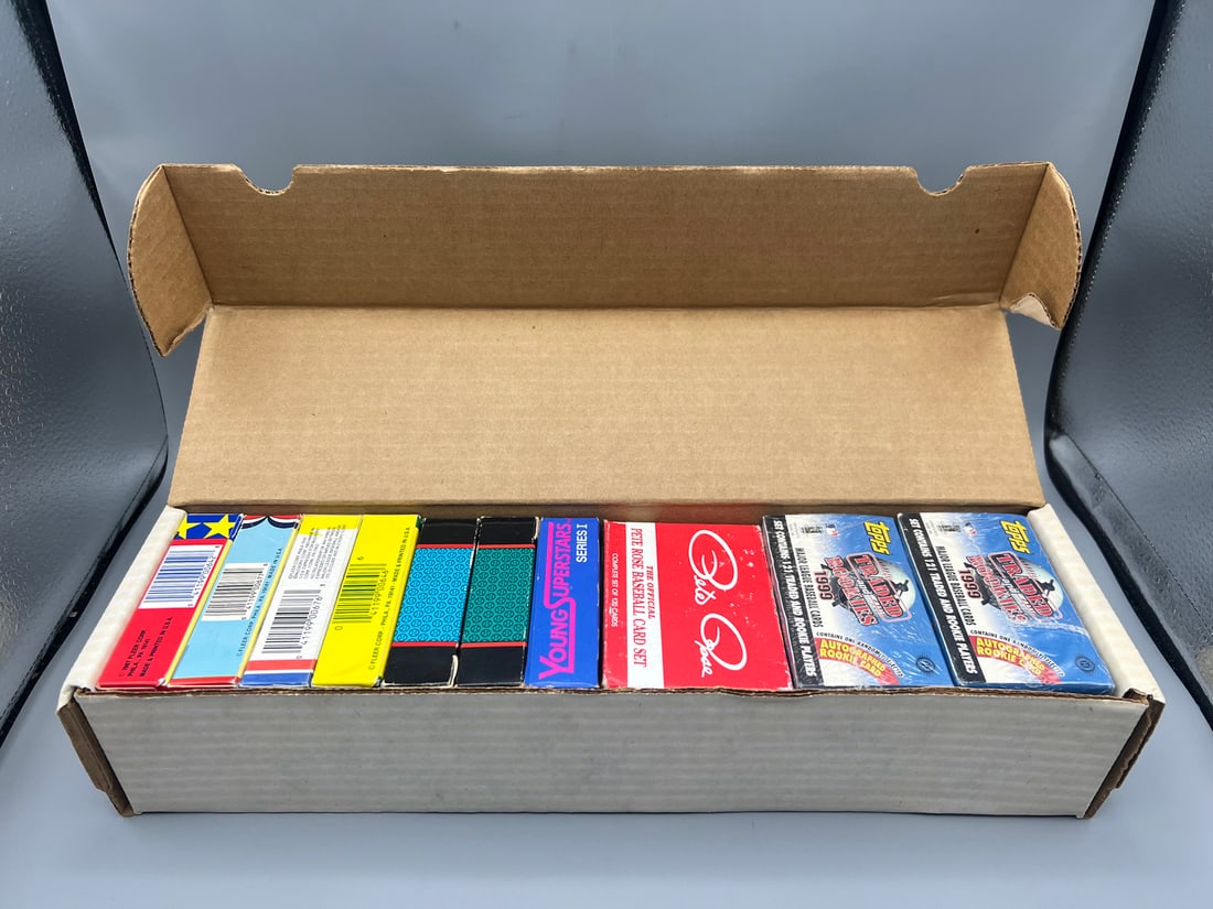 Assorted Baseball Update Sets and Box sets - Pete Rose set appears to be incomplete (1 of 2)