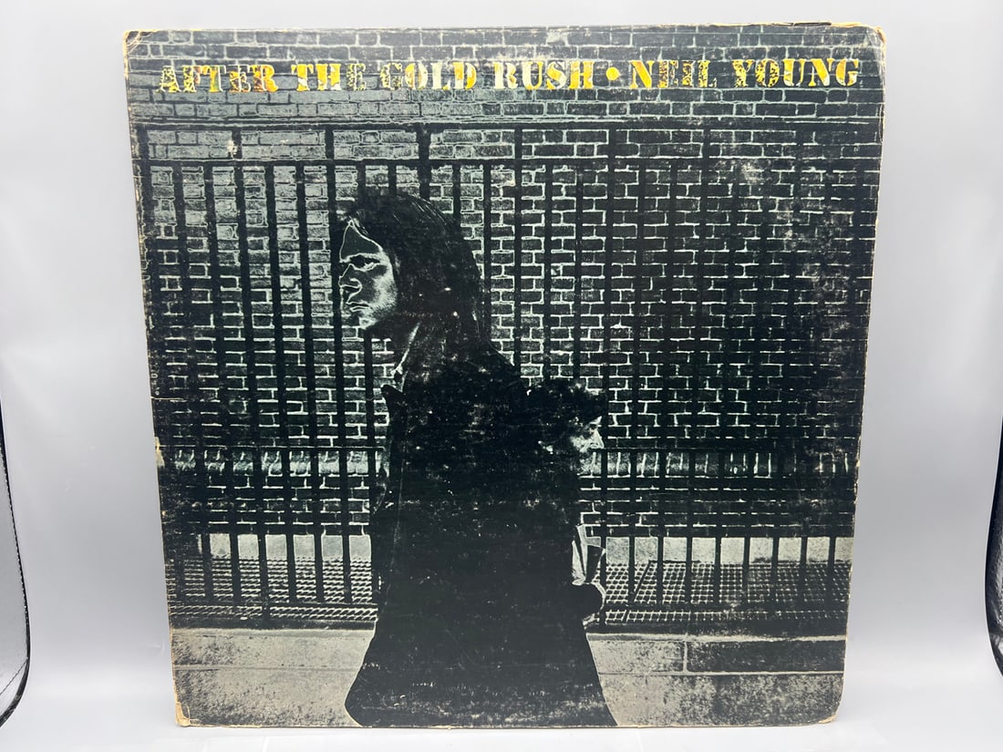 1970 Neil Young After The Gold Rush Vinyl Album: 1970 Neil Young After The Gold Rush Vinyl Album