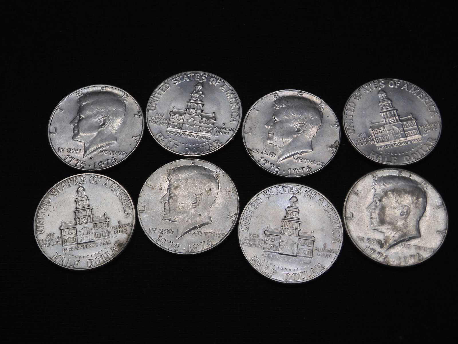 Lot of (8) 1976 P&D Bicentennial Clad Half Dollars: Lot of (8) 1976 P&D Bicentennial Clad Half Dollars