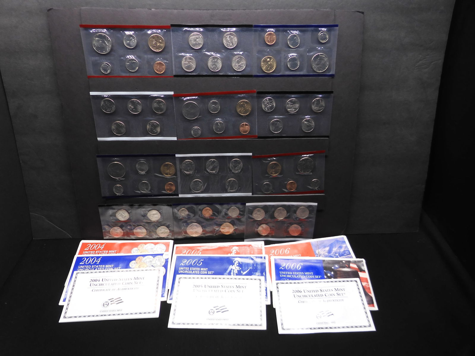 2004 P&D 2005 P&D 2006 P&D United States Mint Sets With Original Gov't Packaging & COA's.  64 Coins. (1 of 15)