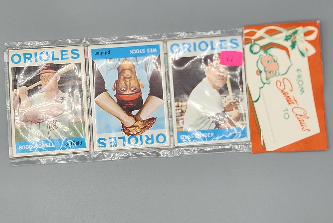 Christmas Rack Pack with 1964 Topps Baseball - unknown packaging date: Christmas Rack Pack with 1964 Topps Baseball - unknown packaging date