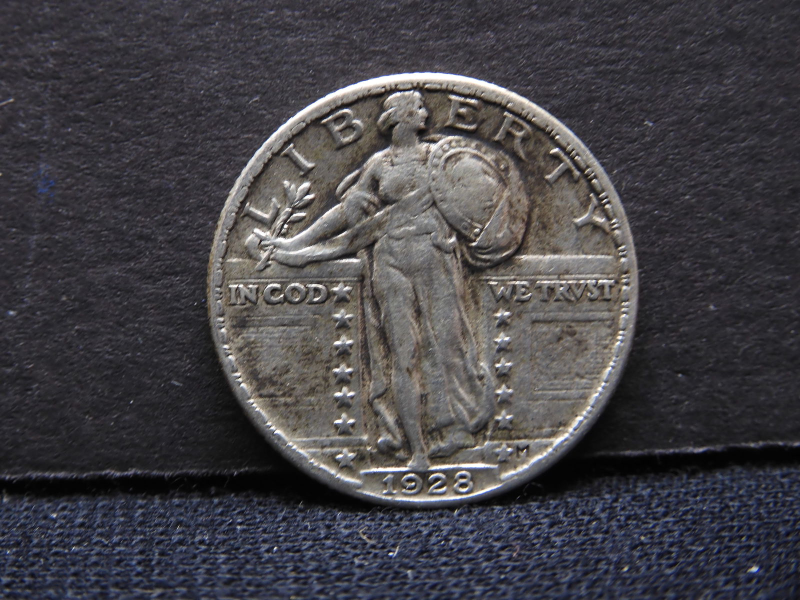1928 Standing Liberty Quarter - XF (1 of 2)