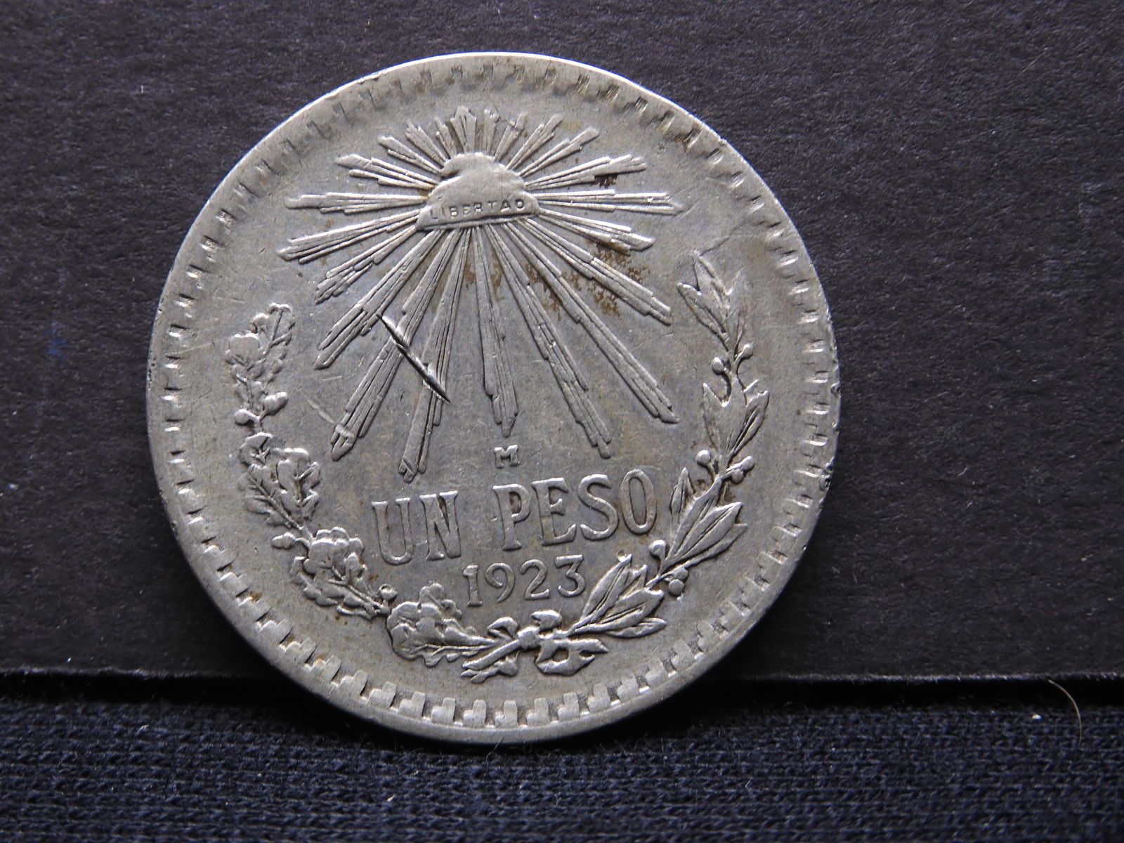 1923 Mexican Silver One Peso (1 of 2)