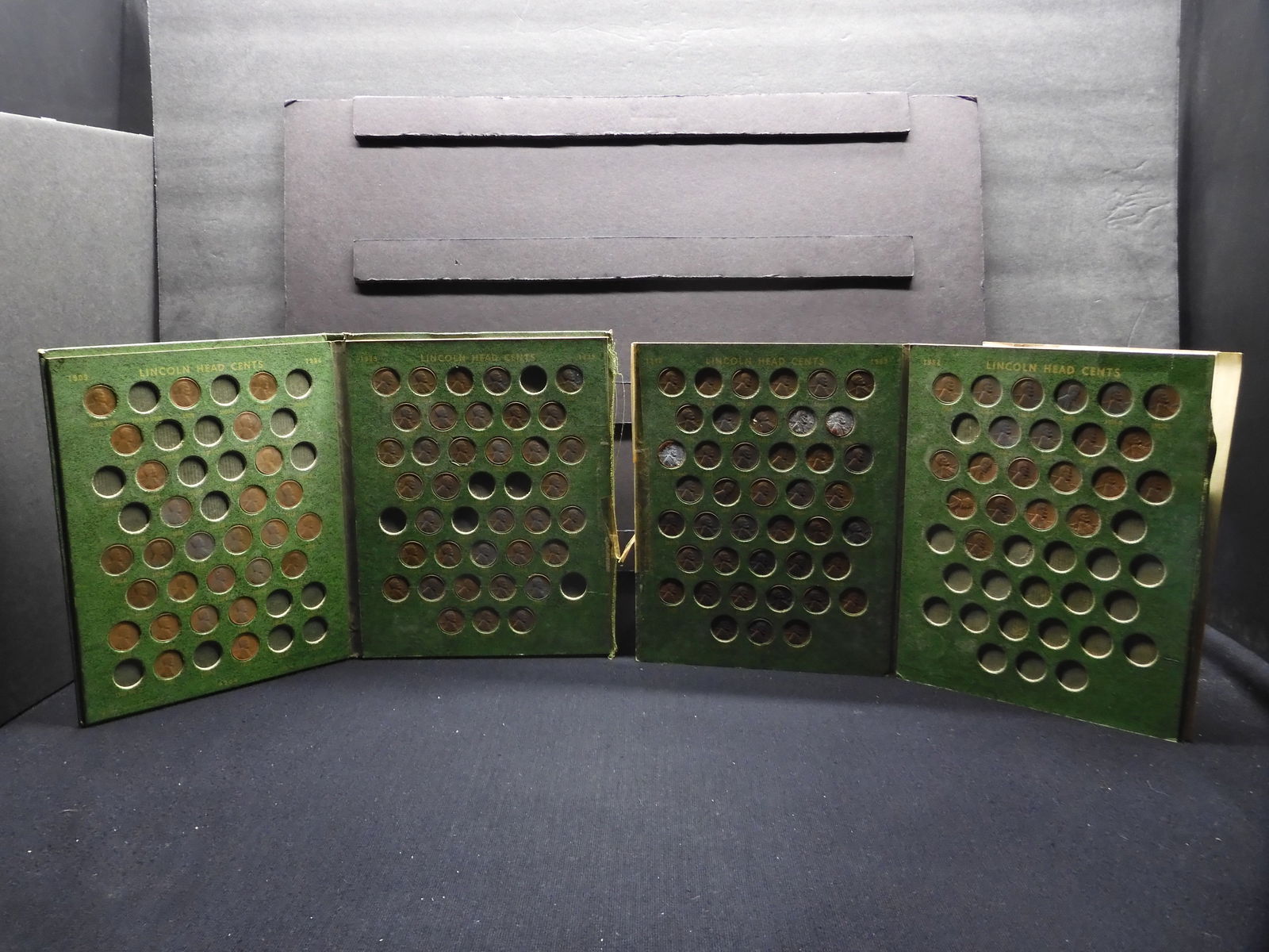 Lincoln Set - Old Whitman Green Book - 126 Coins (1 of 9)