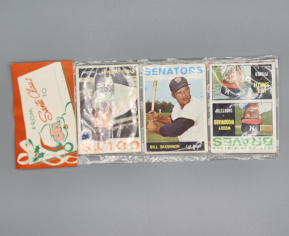 Christmas Rack Pack with 1964 Topps Baseball - unknown packaging date - Moose Skowron on front: Christmas Rack Pack with 1964 Topps Baseball - unknown packaging date - Moose Skowron on front