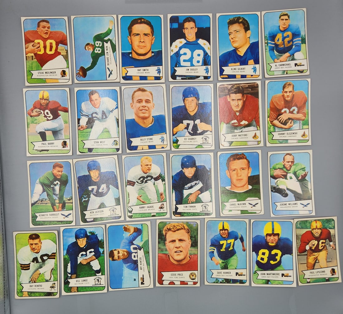 (25) 1954 Bowman Football Cards - No Creases - Appear Mid To High Grade (1 of 2)