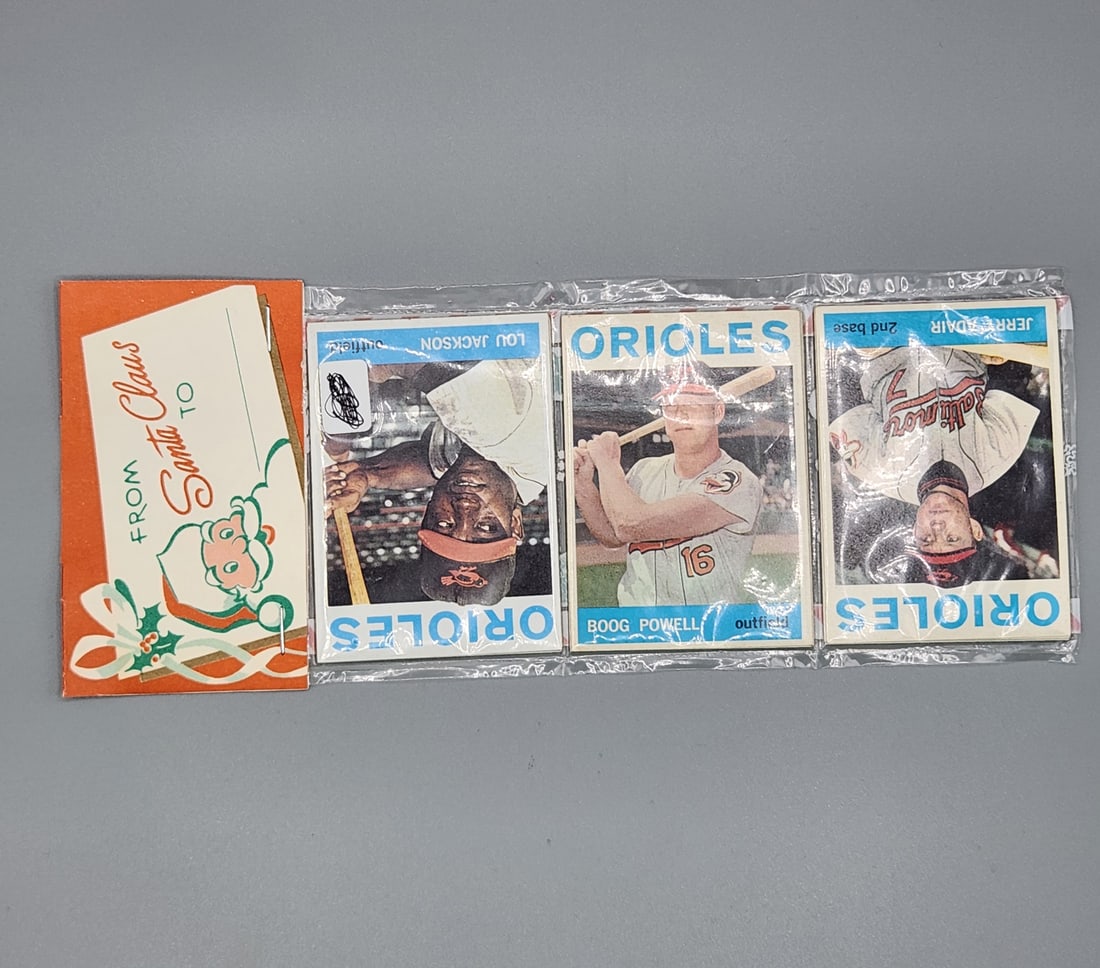 Christmas Rack Pack with 1964 Topps Baseball - unknown packaging date - Powell on Top (1 of 2)