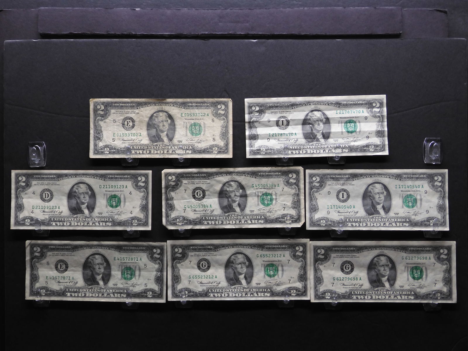 8 1976 $2 Green Seal Federal Reserve Notes (1 of 4)