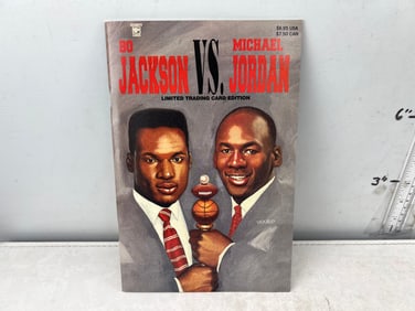 1992 Bo Jackson Vs. Michael Jordan Comic Book w/ Card Panel Inside