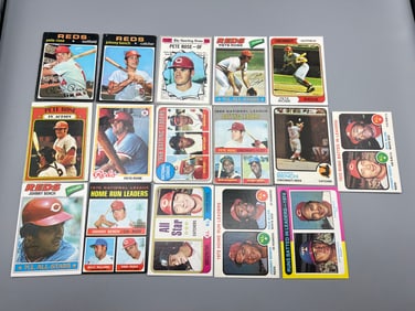 Lot of (16) Assorted Vintage Pete Rose & Johnny Bench Cincinnati Reds Baseball Cards - Varying