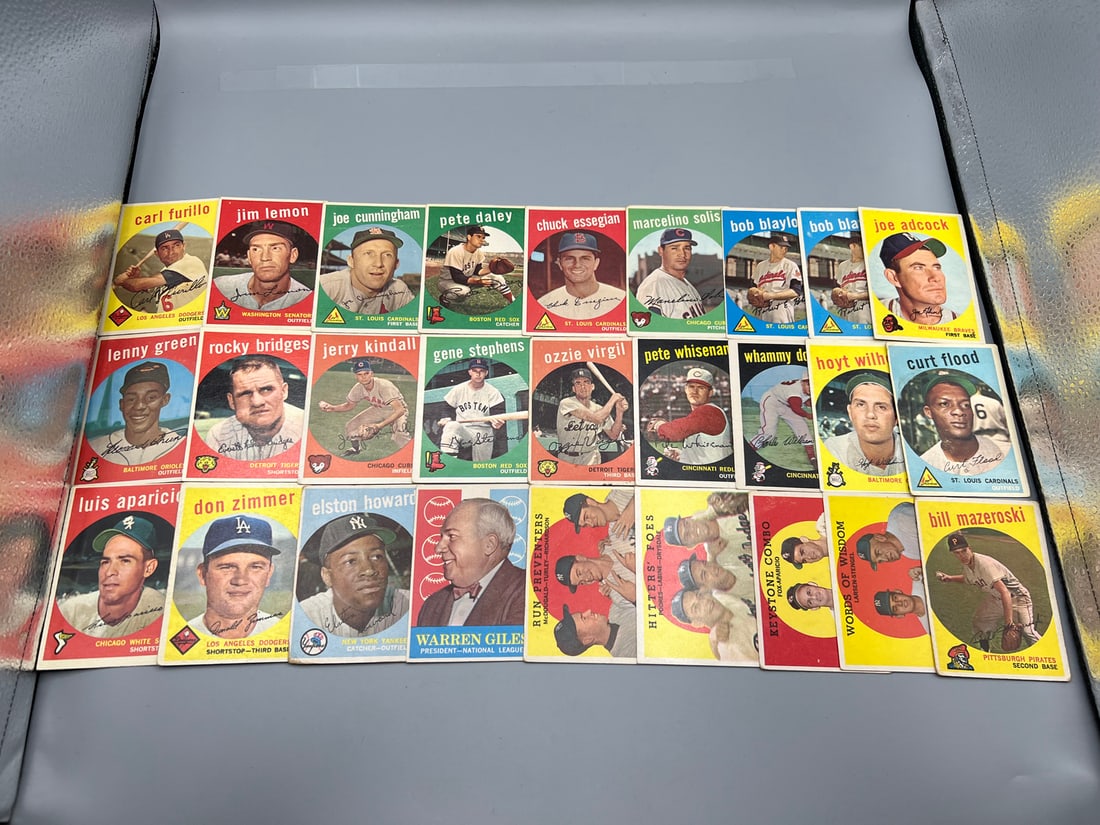 Lot of (27) 1959 Topps Baseball Cards W/ Stars - Varying Conditions - Bill Mazeroski, Luis Aparicio, (1 of 5)