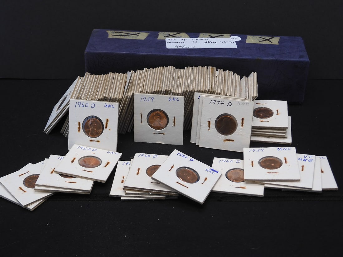 Box Of Lincoln Memorial Cents.  Approx. 95 Pieces.  AU/UNC. (1 of 4)