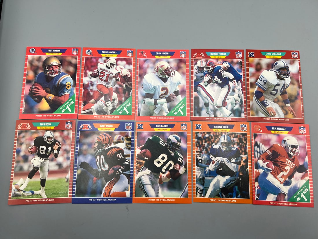 Lot of (10) 1989 Pro Set Football Star Player Cards W/ Rookies - Varying Conditions - Troy Aikman (1 of 2)