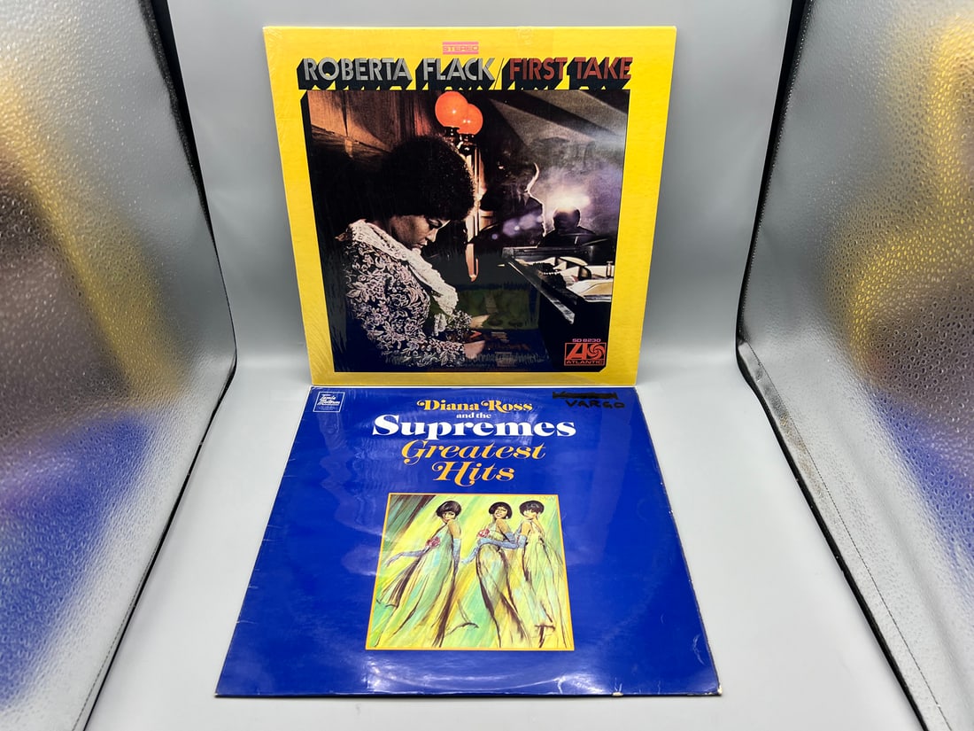 1969 Roberto Flack First Take & 1966 Diana Ross And The Supremes Greatest Hits Vinyl Albums: 1969 Roberto Flack First Take & 1966 Diana Ross And The Supremes Greatest Hits Vinyl Albums